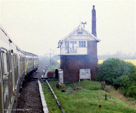 Railway Herald :: Imaging Centre :: SignalBox at Bottesford West 